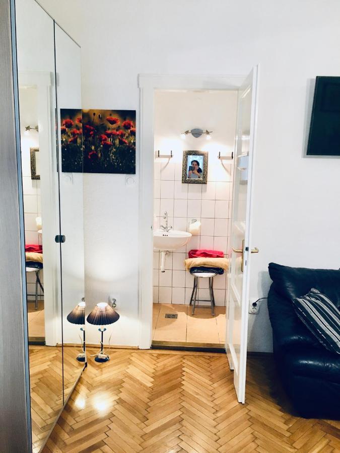 Romantic Studio In Budapest 12Th District Close To Mom Park Apartment Екстериор снимка